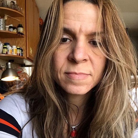 Meet your Posher, Michele - Picture 2 of 4